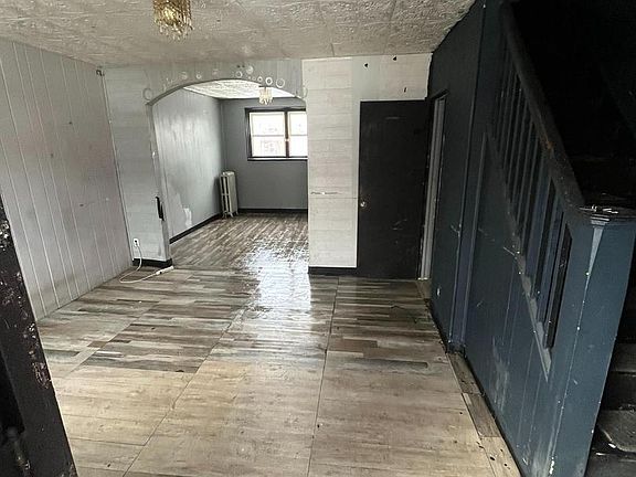 2nd image of 7023 Guilford Rd