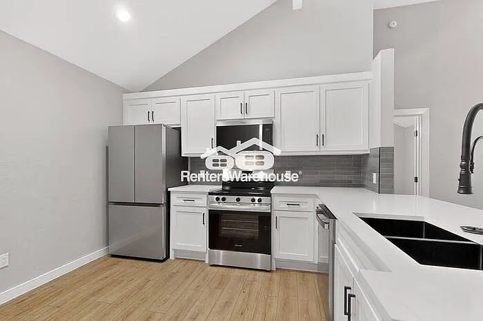 4779 Wineberry Dr — Photo 12