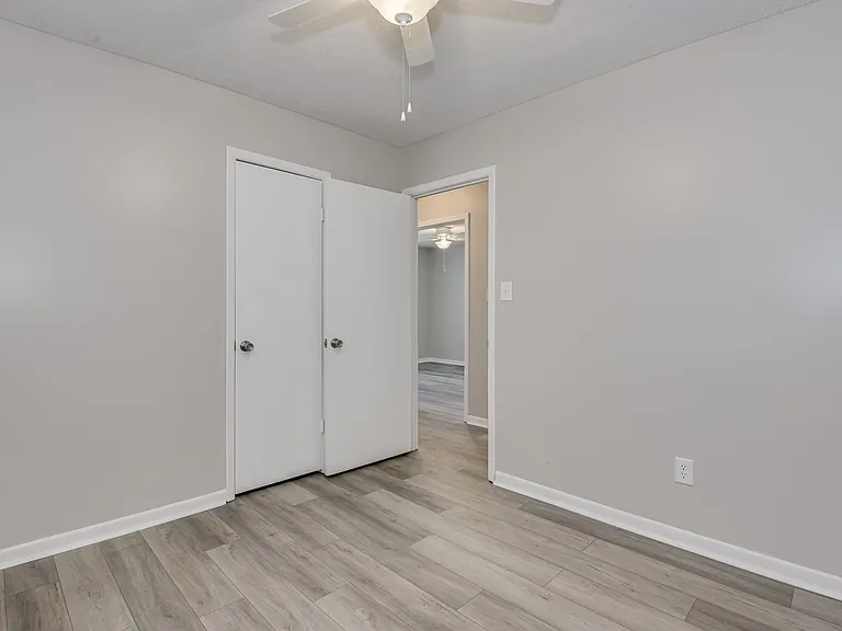 250 Almon Ct — Photo 22