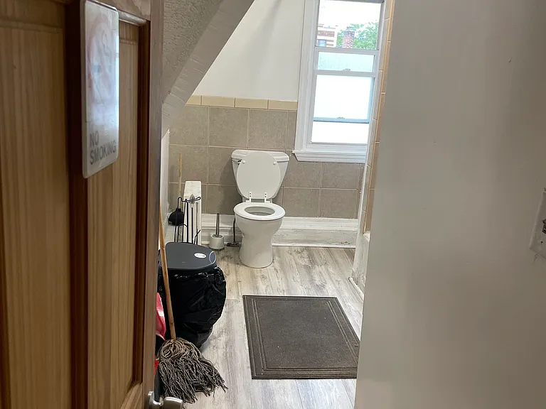 31 Saint Andrews Pl #10 — Photo 8