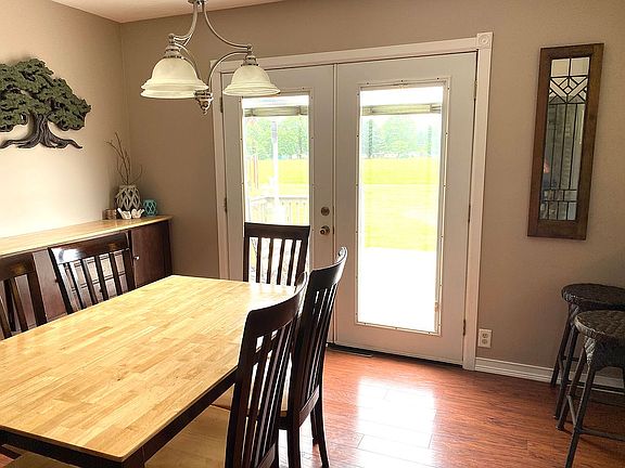 5th image of 58 Parkway Dr