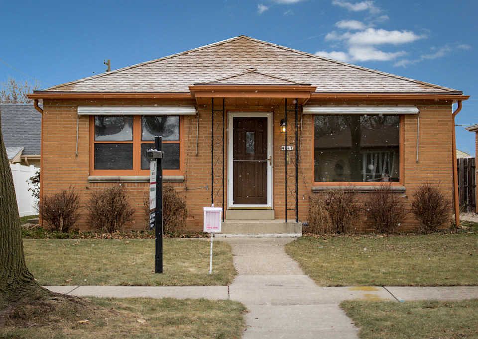 1st image of 4047 N 89th St