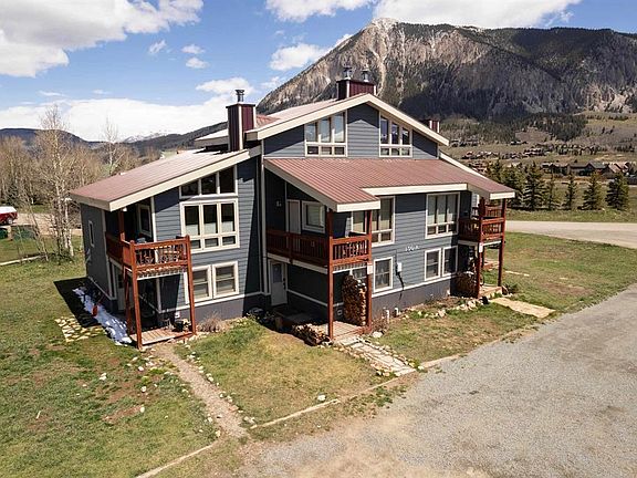 2nd image of 150 Aspen Lane #2