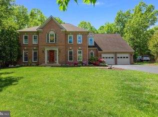 673 Old Hunt Way, Herndon, VA 20170