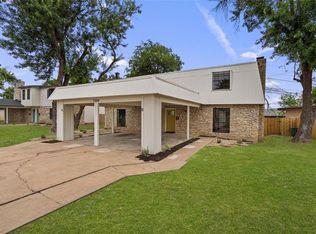 1304 Fairbanks Dr, Austin, TX 78752