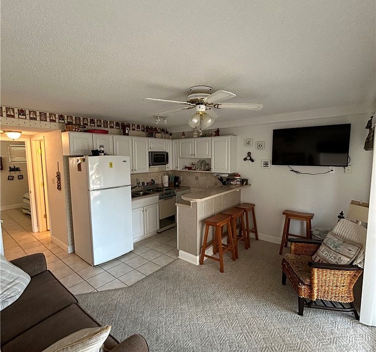 1st image of 1442 Nichols Rd #D107