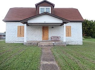 814 College St, Florence, AL 35630