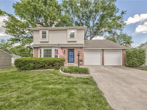 9533 Eby St, Overland Park, KS 66212
