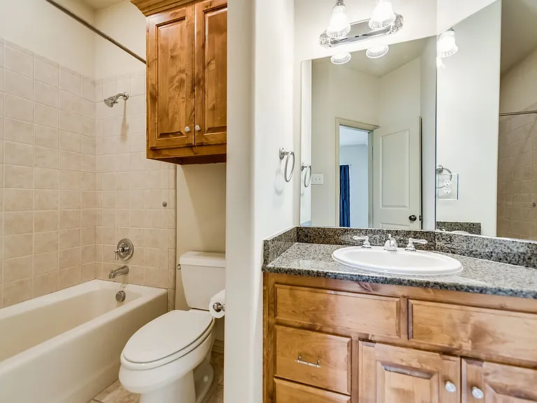 30 Kingsbury Trl — Photo 32