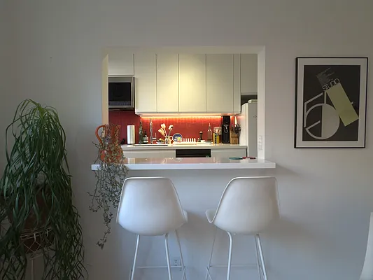 Rented by Compass | media 12