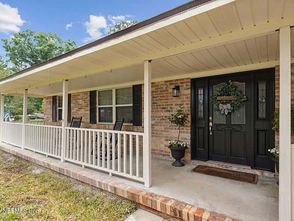 3rd image of 290 VELVET Drive