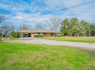 8 Edgewood, Huntsville, TX 77320