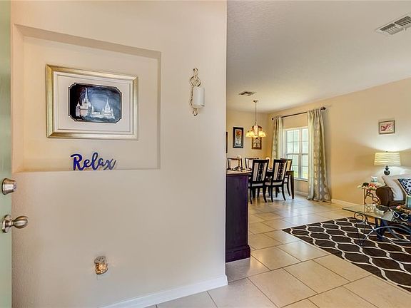 3rd image of 34128 Alameda Dr