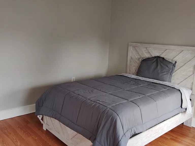 115 Ellsworth Ave — Photo 3