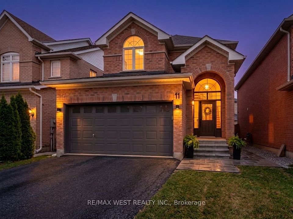 1st image of 11 Beehive Dr