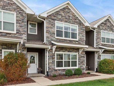 4915 E Court St, Iowa City, IA, 52245