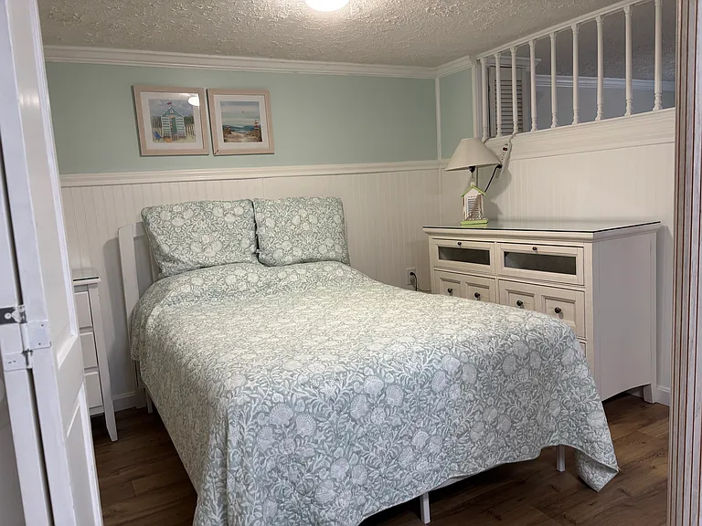 5 Pond Ave — Photo 10