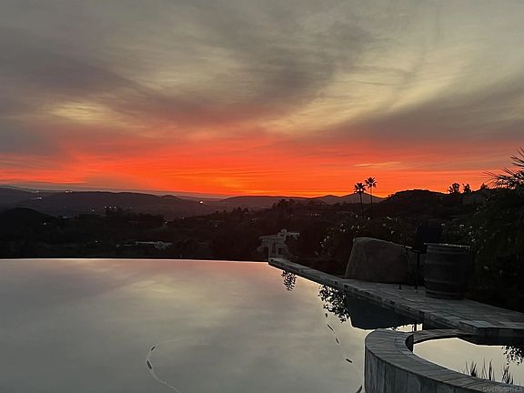 3rd image of 15480 Eastvale Rd