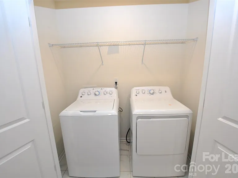 536 Laurel Walk Ln — Photo 26