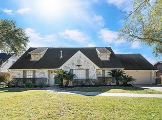 1207 Shorewood Dr, Seabrook, TX 77586