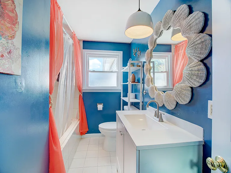 202 Homestead Ave #1 — Photo 14