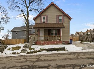 412 Breens Ct SW, Grand Rapids, MI 49503