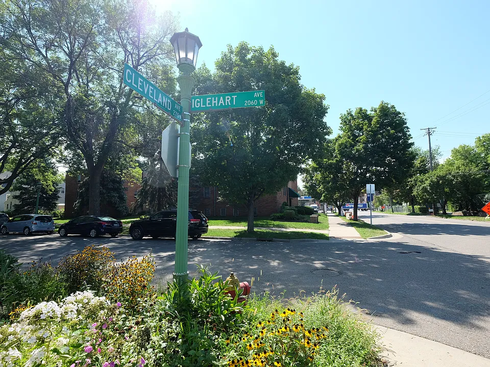 Iglehart Court