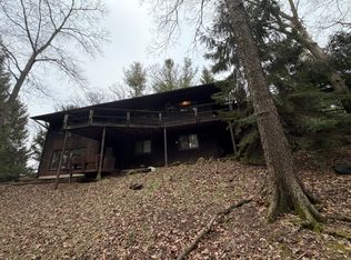 604 Hillandale Ct, Morrison, IL 61270