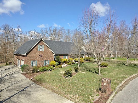 3rd image of 160 Shelby Ln