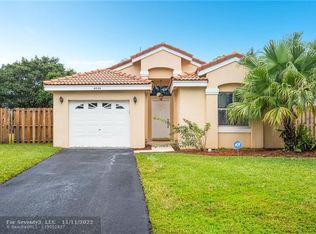 8260 SW 44th Ct, Davie, FL 33328