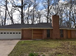 1047 R N Whitfield St, Florence, MS 39073