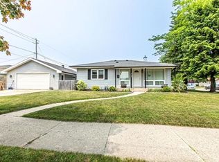 2104 85th St, Kenosha, WI 53143