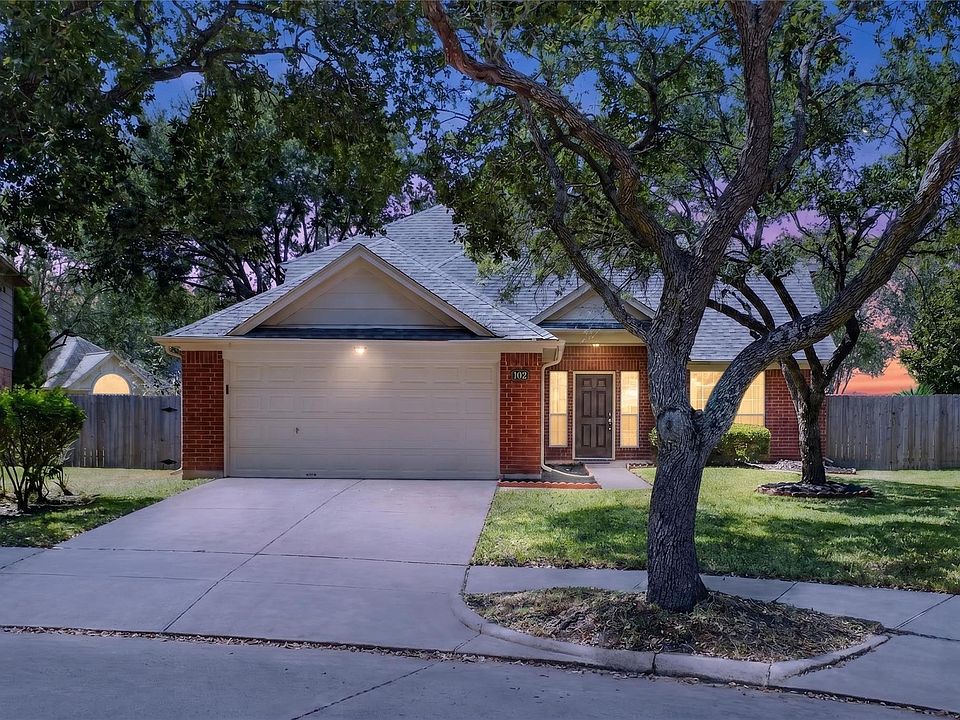 1st image of 102 Lissa Ln