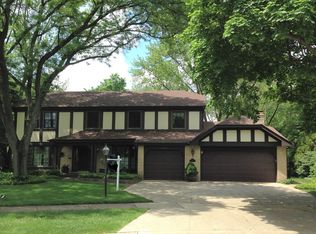 2815 Beckwith Ct, Northbrook, IL