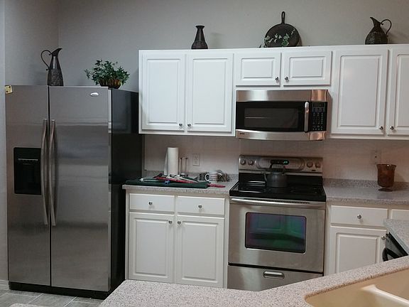 3rd image of 6945 Leisure St
