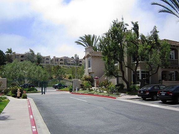 4th image of 3436 Cameo Dr Unit 67