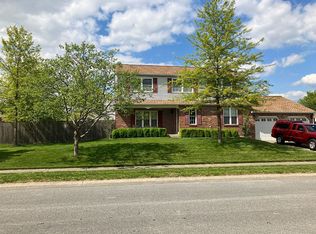 1 Rossiter Cir, Newark, DE 19702