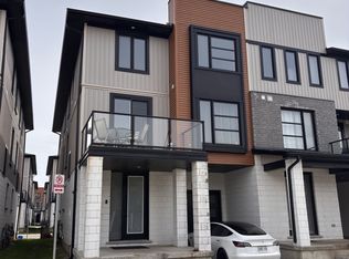 933 Manhattan Way #933, London, ON N6H 0J7
