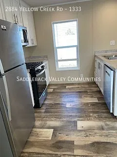Modern Unit In South Park For Rent — Photo 2