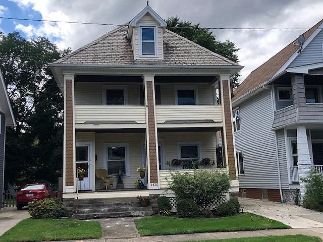 1st image of 1420 Maile Ave