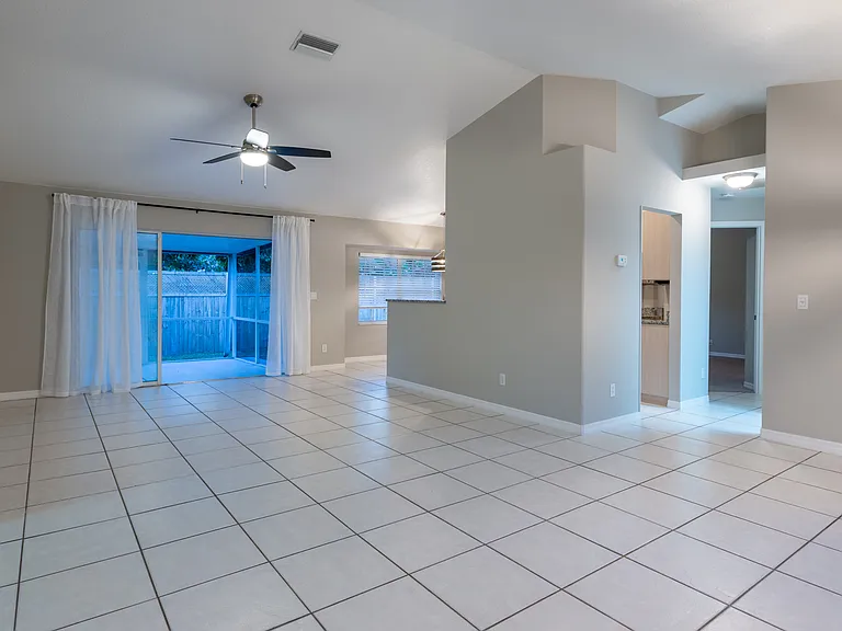 4458 Sawyer Rd — Photo 6