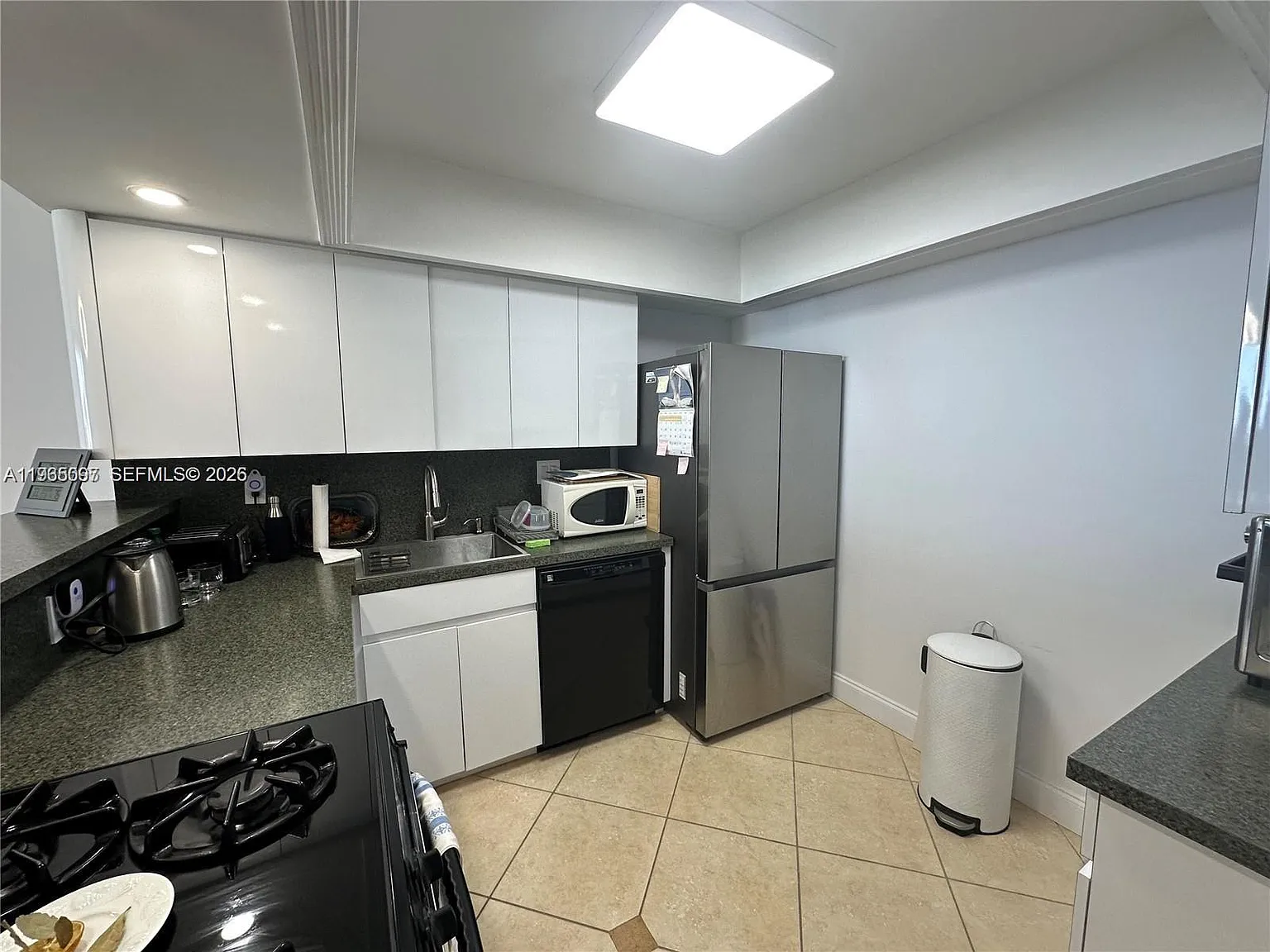 Parker Plaza Condo Estate — Photo 3