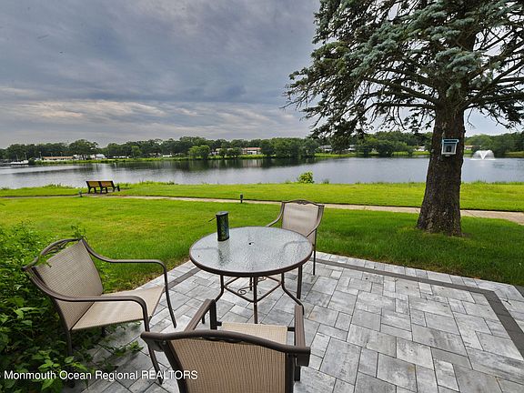 2nd image of 676D New Castle Court