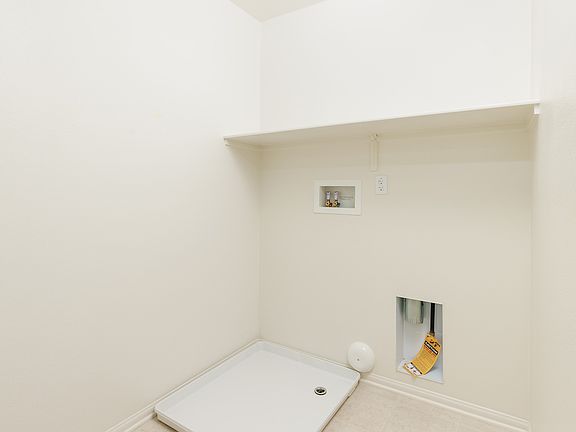 Convenient laundry room