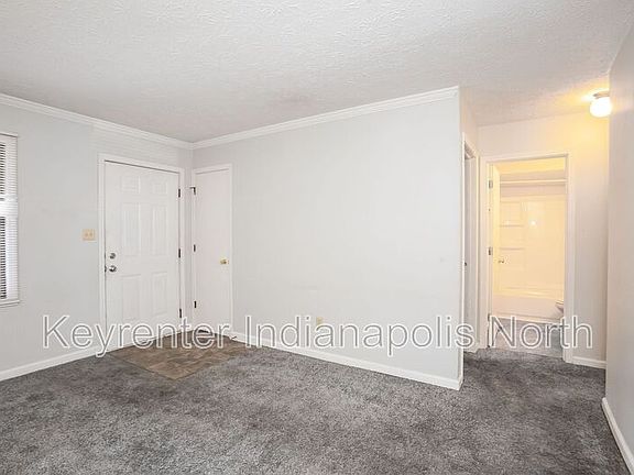 3rd image of 140 N Cherry St APT 2