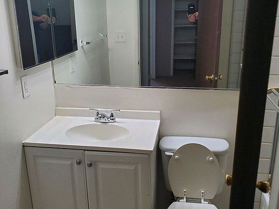 5th image of 3573 Opal Dr APT 2