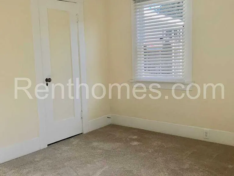 3311 Dale St — Photo 10