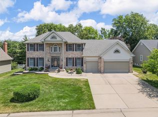 423 Muirfield Dr, Saint Charles, MO