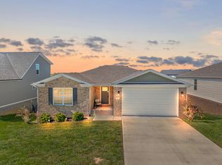 933 Auckland Ave, Richmond, KY 40475