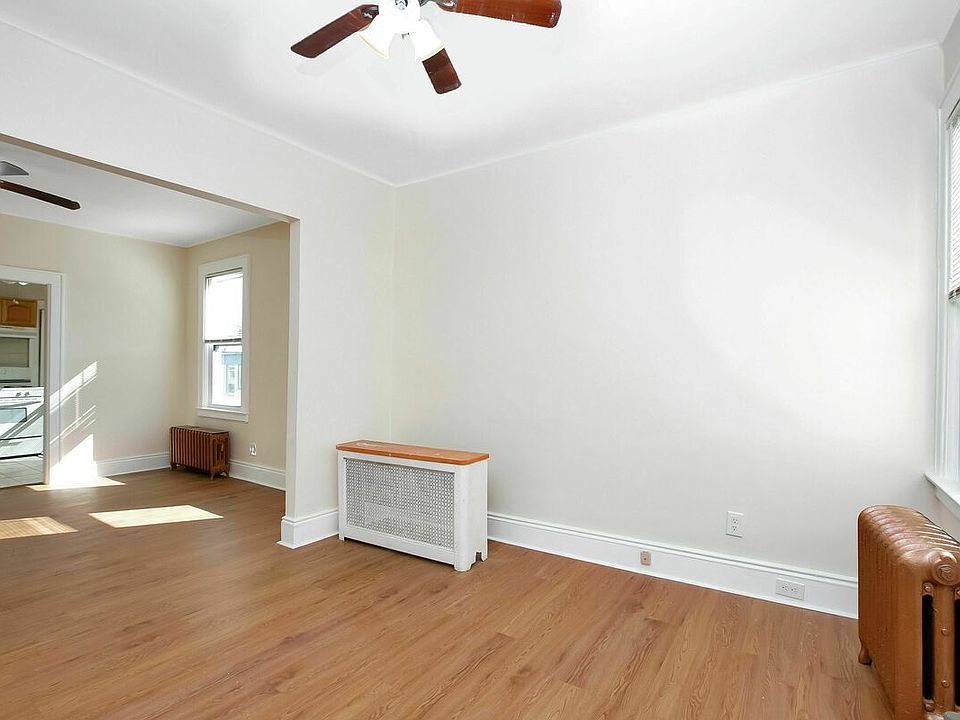 1st image of 8204 138th St #2